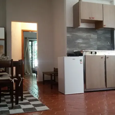 Apartmanhotel Emmanuel 3*