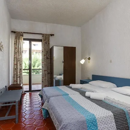 Apartmanhotel Emmanuel 3*